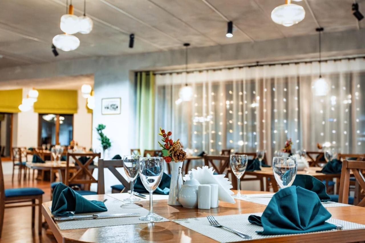 Park Hotel Kokshetau Shchūchīnsk Exterior foto